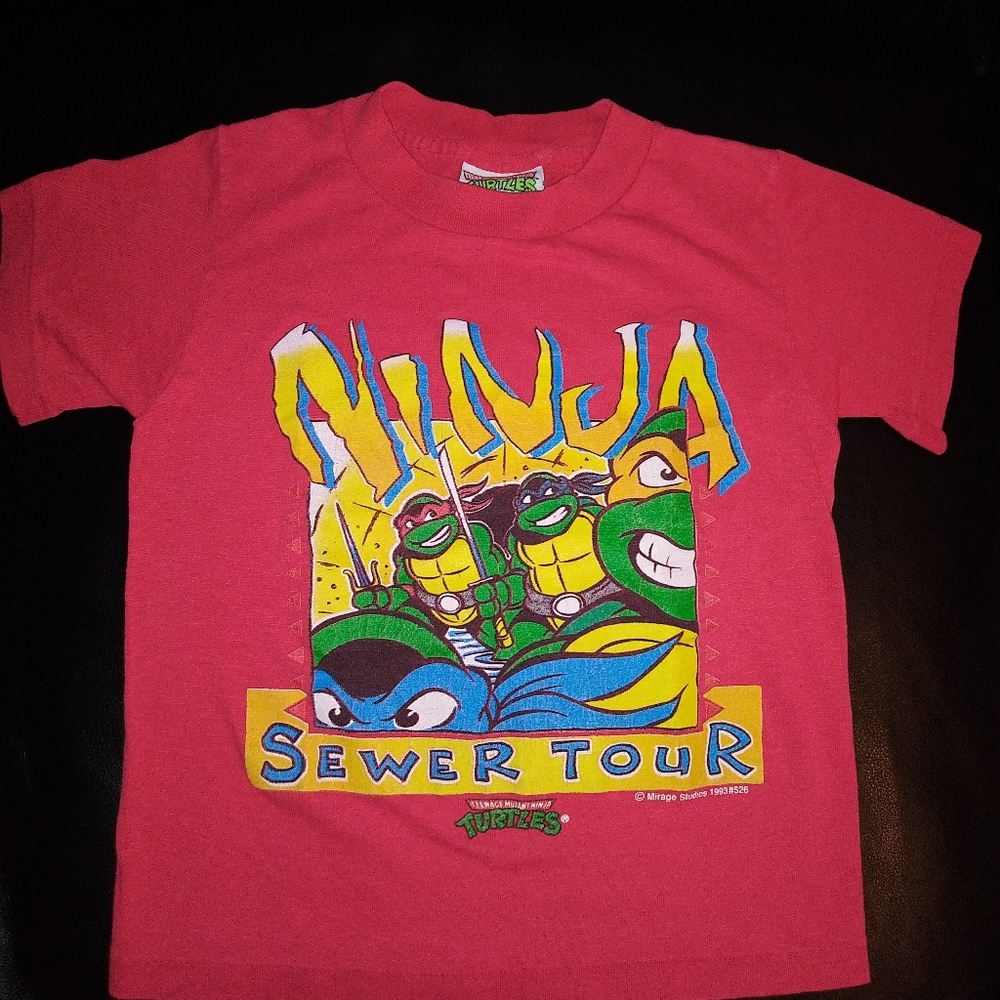VINTAGE 1993 Kids TMNT Graphic Tee size M